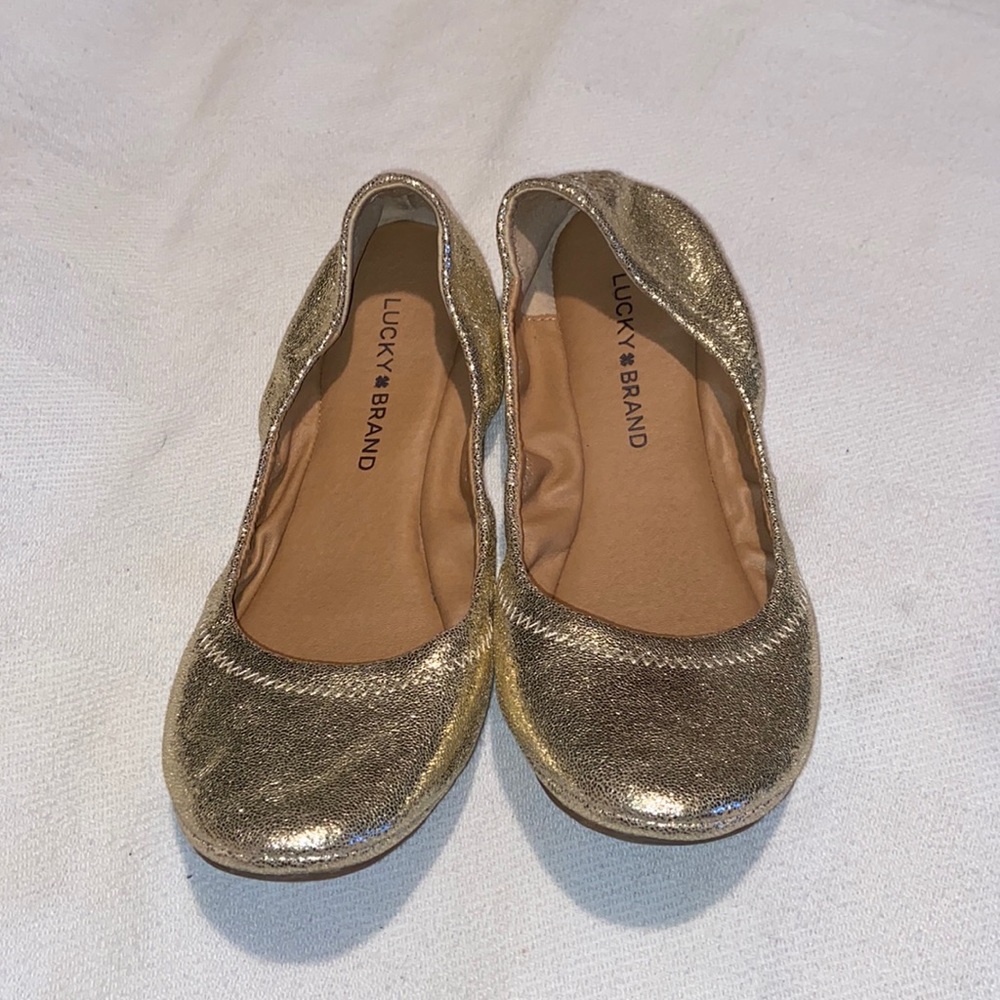 Lucky brand flats size 7
